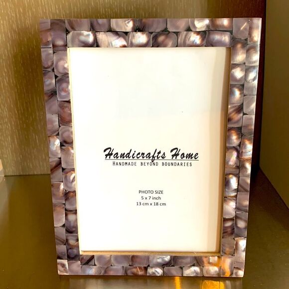 Mother of Pearl 5x7 Frame Grey Shell Inlay Coastal Decor - Picture 1 of 7